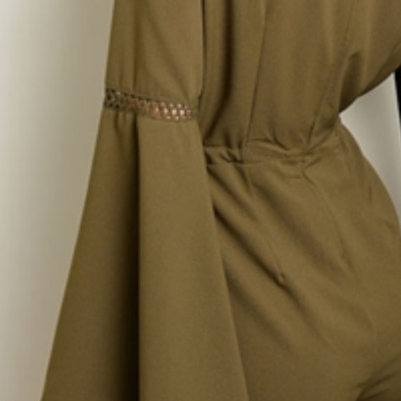 FLARED SLEEVED ROMPER - OLIVE GREEN - Picture 3 of 3